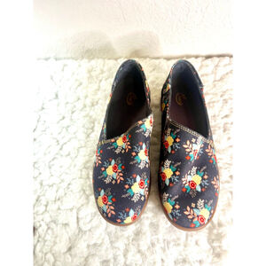 Chaco Iona Floral Print Canvas Sneakers Women Size 10